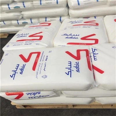 Scannán Grád LLDPE 222WT Le haghaidh Mála Pacáistithe